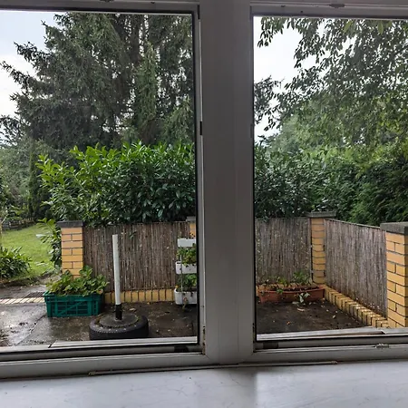 Im Gruenen Bei Den Schafen Schlafen! * Rackwitz